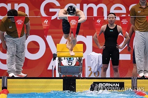 [아시안게임] 황선우, 남자 자유형 200ｍ 은메달…장잔숴 4관왕 등극(종합)