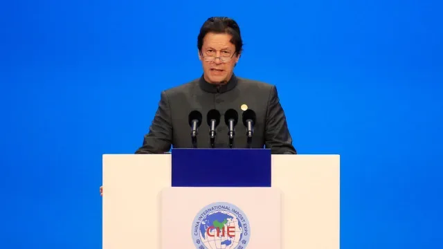 Governo contesta transferência de Imran Khan da prisão para hospital