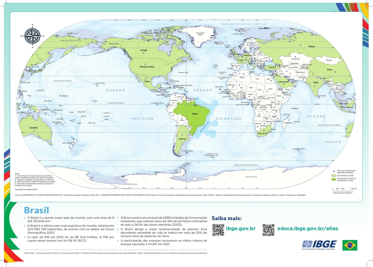 Brasil no centro e sul no topo: novos mapas-múndi lançados pelo IBGE desafiam convenções cartográficas