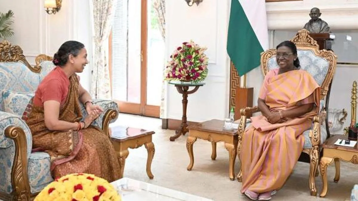 Auroville Foundation Secretary calls on President