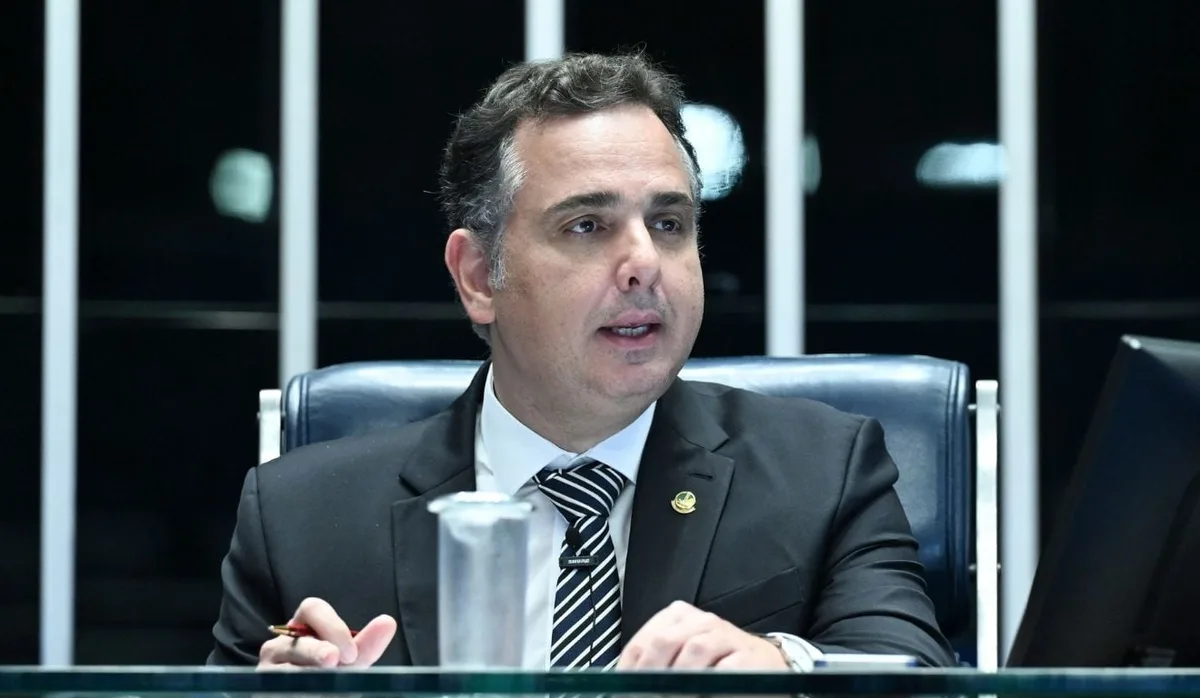 Alcolumbre indica Rodrigo Pacheco para o cargo de ministro do TCU