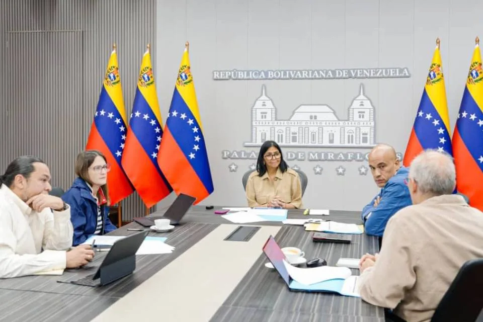 Delcy Rodríguez asegura que 1.046 detenidos han regresado a sus hogares tras acuerdos