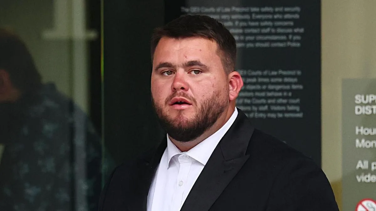 Trio plead guilty over fatal shooting at street brawl