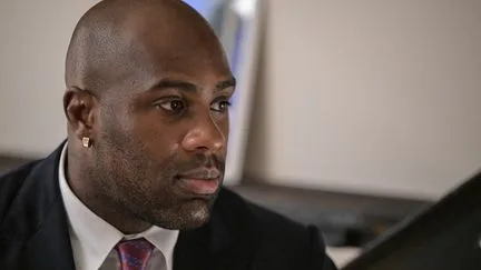 Une enquête est ouverte pour injures publiques racistes et cyberharcèlement après des messages haineux ciblant Teddy Riner