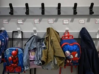 Essonne : une enseignante violemment agressée par un élève de 8 ans « très handicapé », selon le ministre de l’Éducation