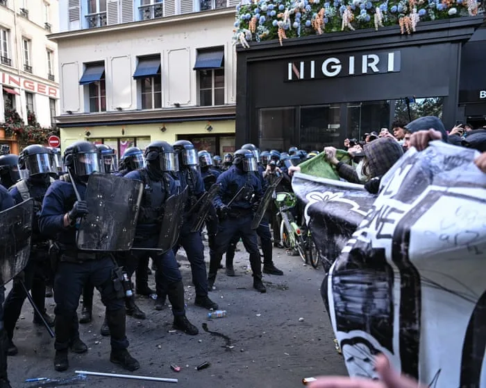 French police accused over war-like injuries to teenagers in school protests