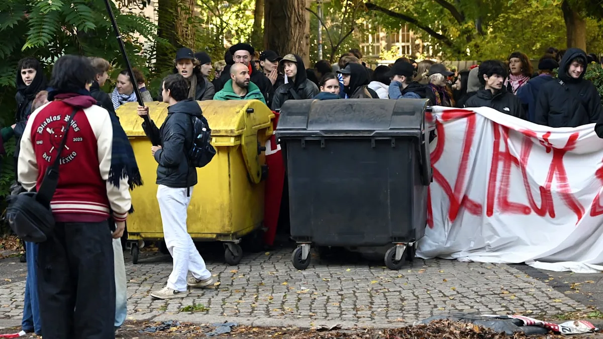 Jetzt auch in Berlin - Schülerproteste mit Straßen-Blockaden