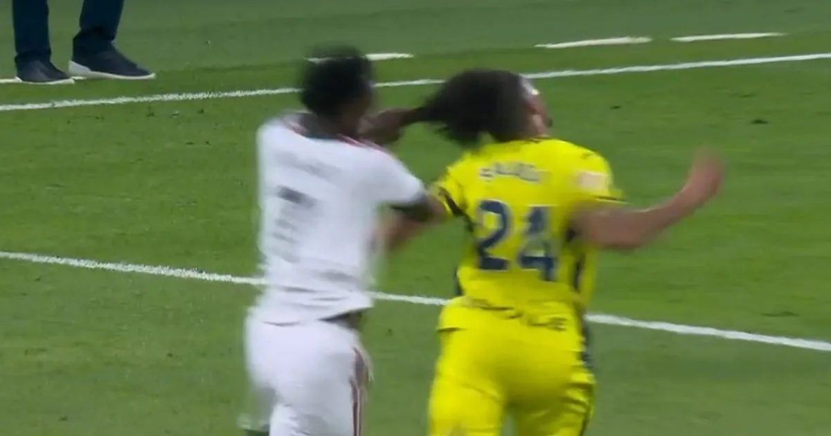 Insólito: le anularon un gol a Real Madrid y expulsaron a Vinicius por ¡un tirón de pelo!
