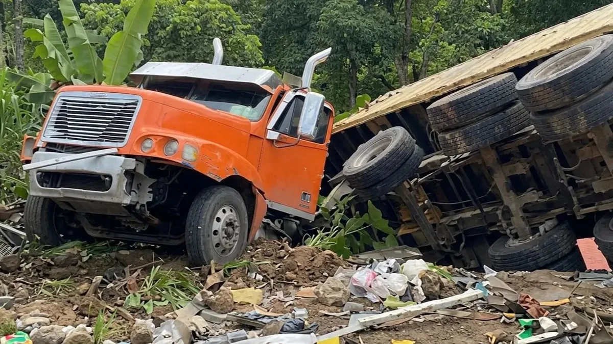 Una rastra sin frenos y un conductor de 19 años: el accidente que vuelve a desnudar la crisis vial de Honduras