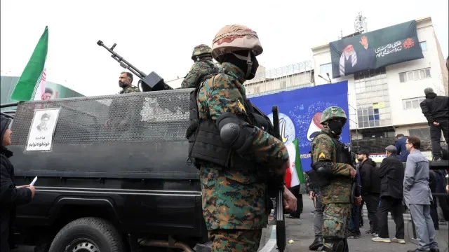 EUA lançam novos ataques contra alvos da Guarda Revolucionária do Irão