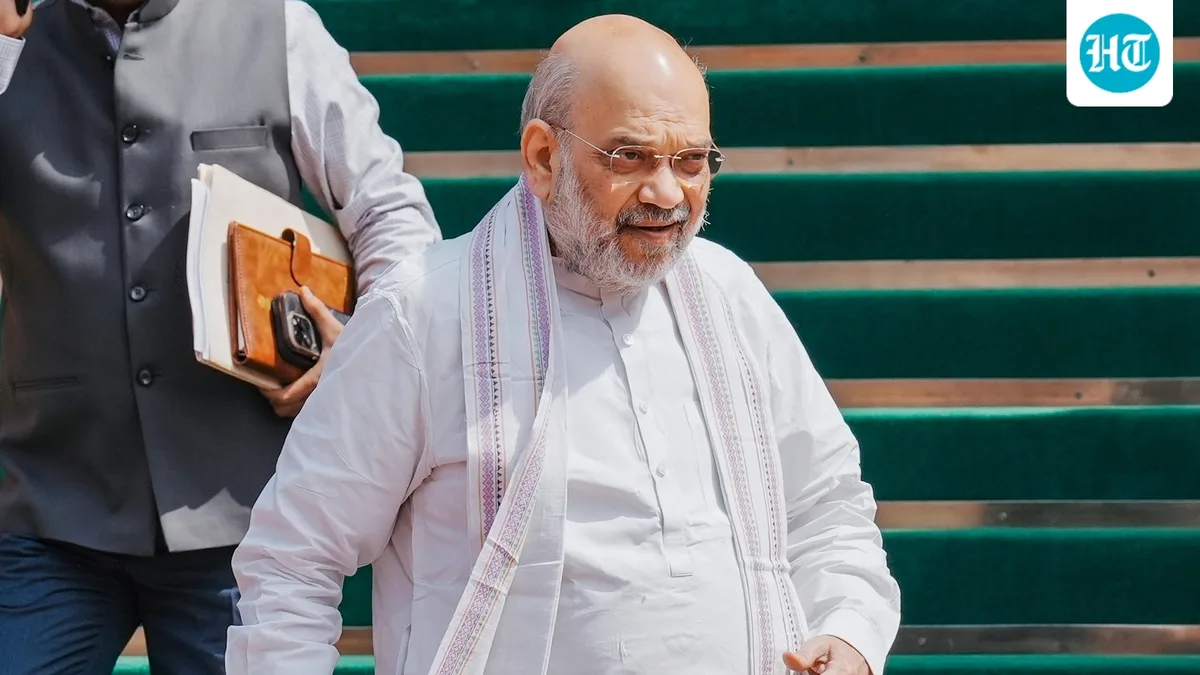 ‘Anti-national’: Amit Shah on Congress decision to sing first two stanzas of Vande Mataram
