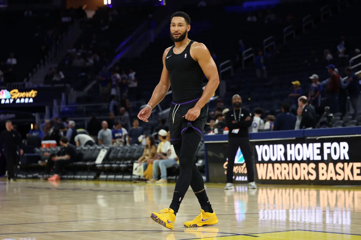 재기 노리던 NBA 시먼스, 아킬레스건 파열로 수술대…시즌 아웃 위기