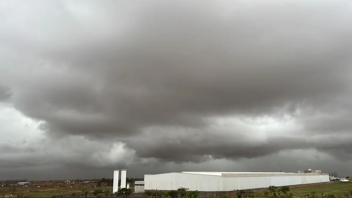 Calor até 4 °C acima da média e aumento das chuvas marcam a semana em Uberlândia e Uberaba