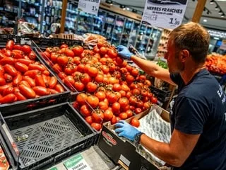 Des légumes contenant trop de pesticides sont rappelés par Intermarché et Leclerc