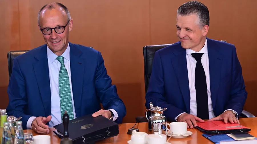+++ Bundespolitik +++: Unionsfraktionschef Frei – Rückzug nie ein Thema für Merz