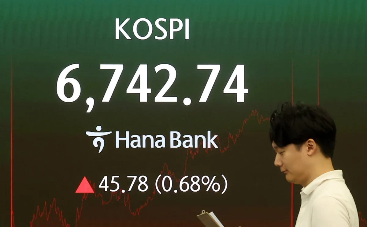 8월 100조원대 이어가는 증시 대기자금...“롤러코스피에 투자자 관망”