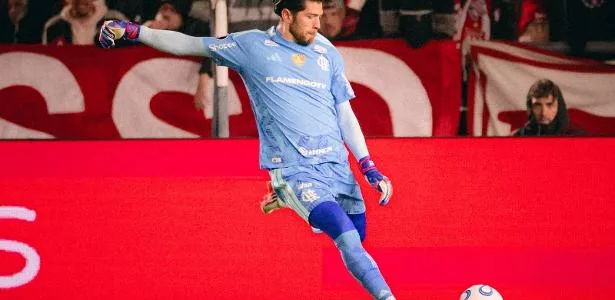 Após sustos no Fla, Rossi vive momento de estabilidade em meio a decisões