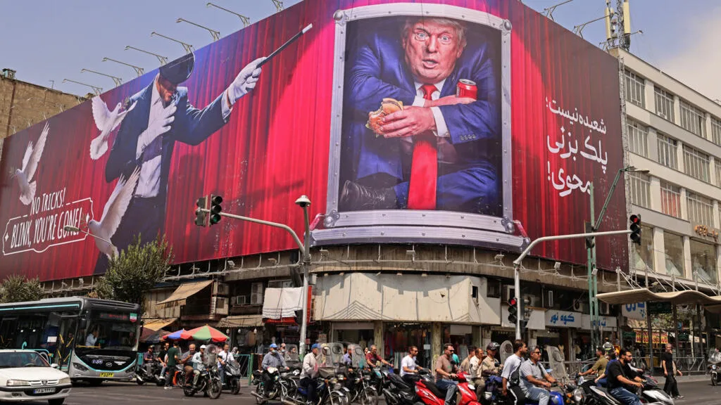 L'Iran promet une riposte "décisive" après de nouvelles frappes américaines