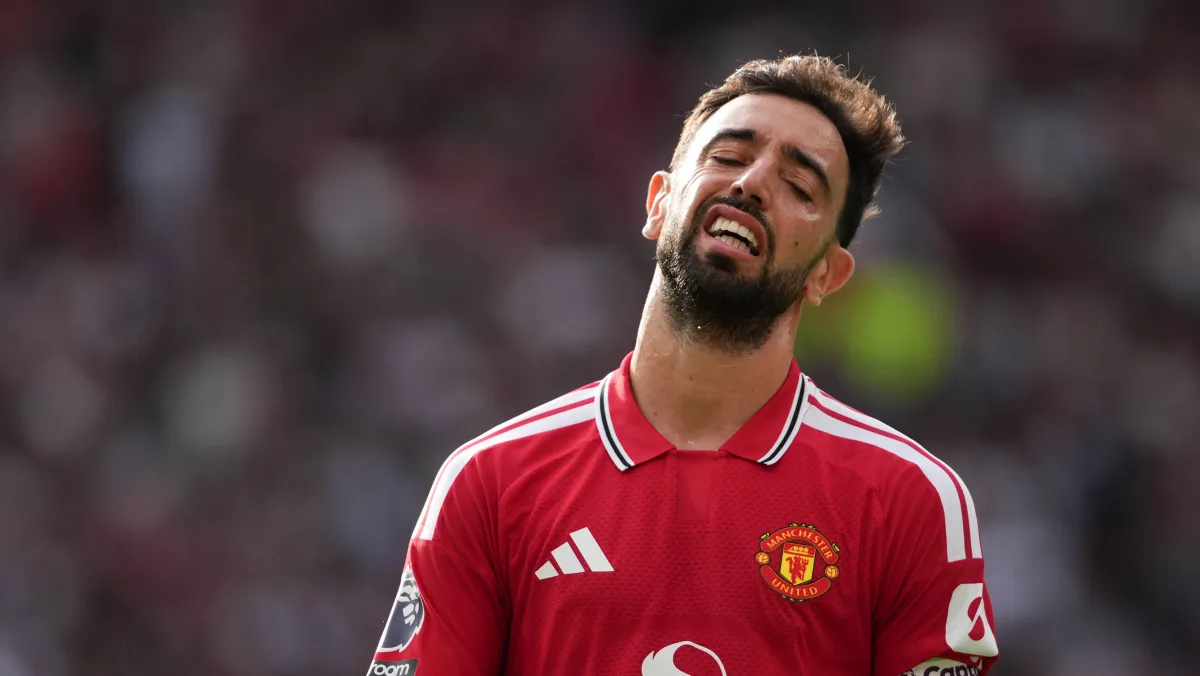 Roy Keane critica Bruno Fernandes por lance polêmico em United x City: ‘O violento é ele’