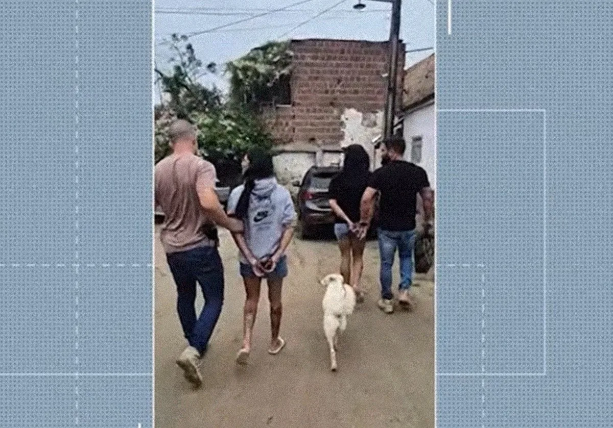 Duas mulheres são presas, suspeitas de tráfico de drogas no Agreste da Paraíba