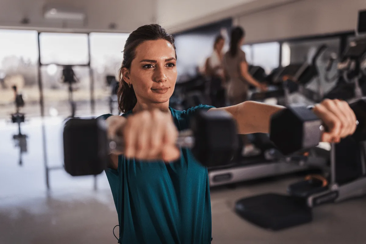 7 formas de prevenir a perda muscular antes dos 50 anos