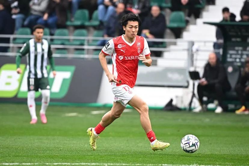 Après le départ de Malick Fofana à Sunderland, l'OL mise sur l'ancien Rémois Keito Nakamura, engagé en qualité de joker