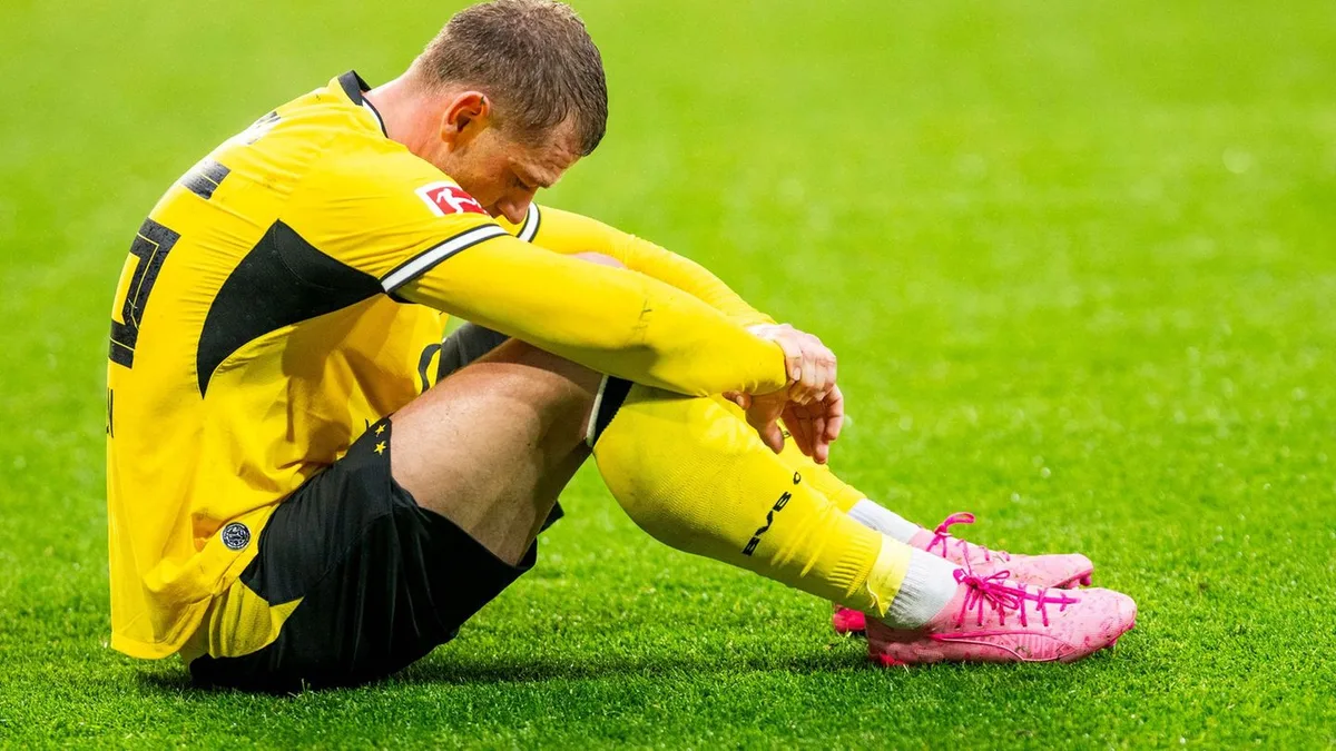 Fußball-Bundesliga: Beim BVB wächst der Druck: Karetsas-Sorge im Reisestress