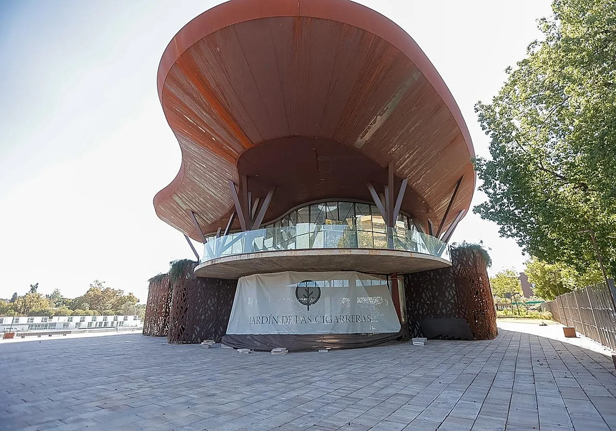 El exterior del Jardín de las Cigarreras esconde un lío judicial que llegará a 2027