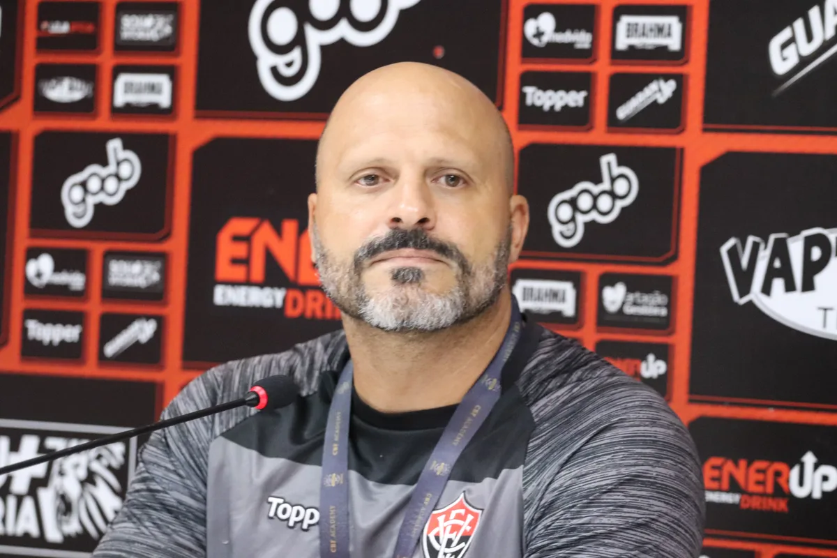 Ex-jogador do Paysandu, Flávio Tanajura é anunciado como novo técnico do Águia