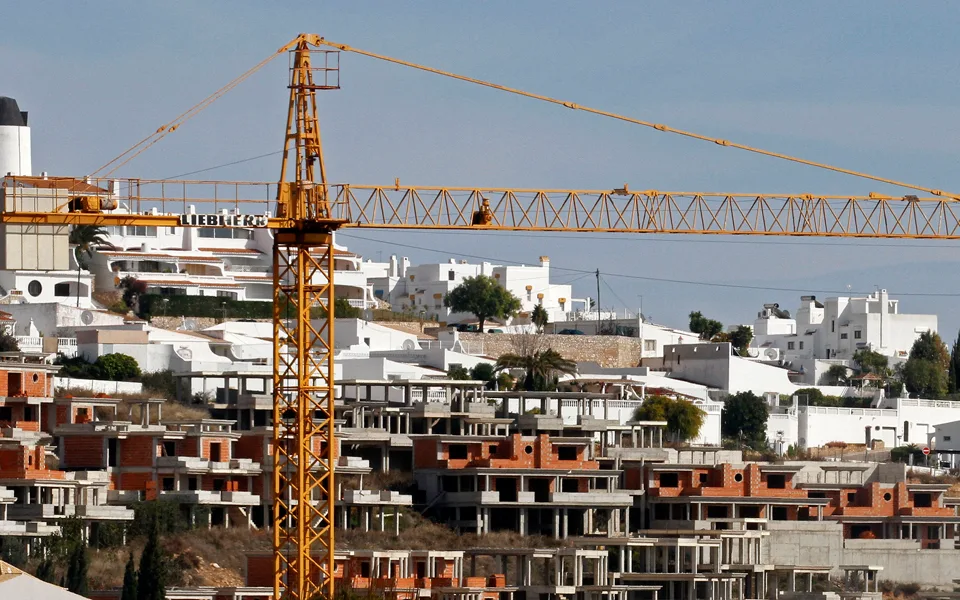 Concursos de obras públicas atingiram 4.935 milhões até julho