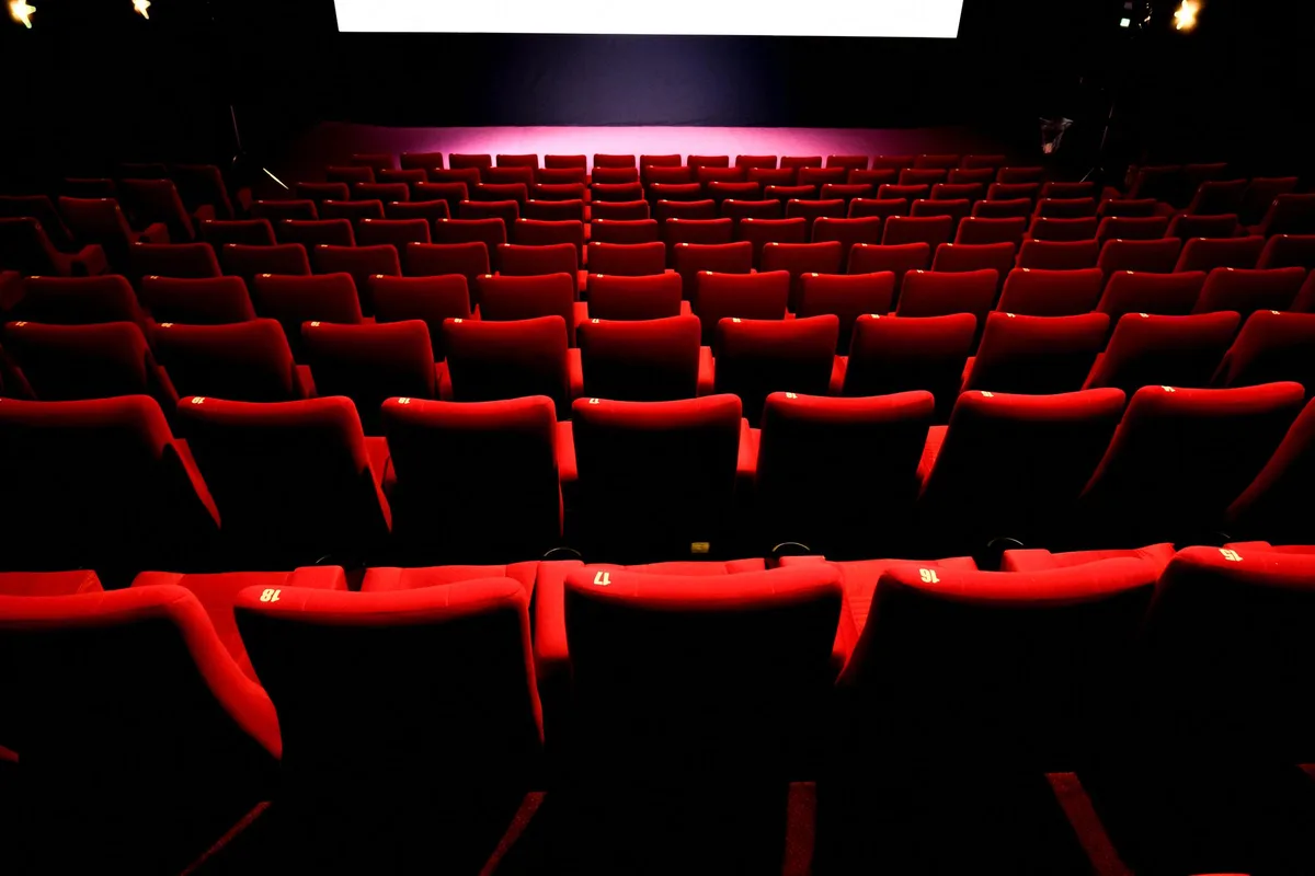 Peut-on exiger le silence au cinéma sans passer pour un réac ?