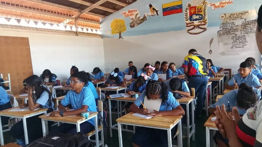 Avanzan en rezonificación de estudiantes cuyos colegios sufrieron daños estructurales