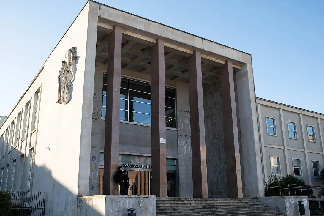 Protocolo entre AIMA e Faculdade de Direito para regularização é destaque do novo ano letivo para brasileiros
