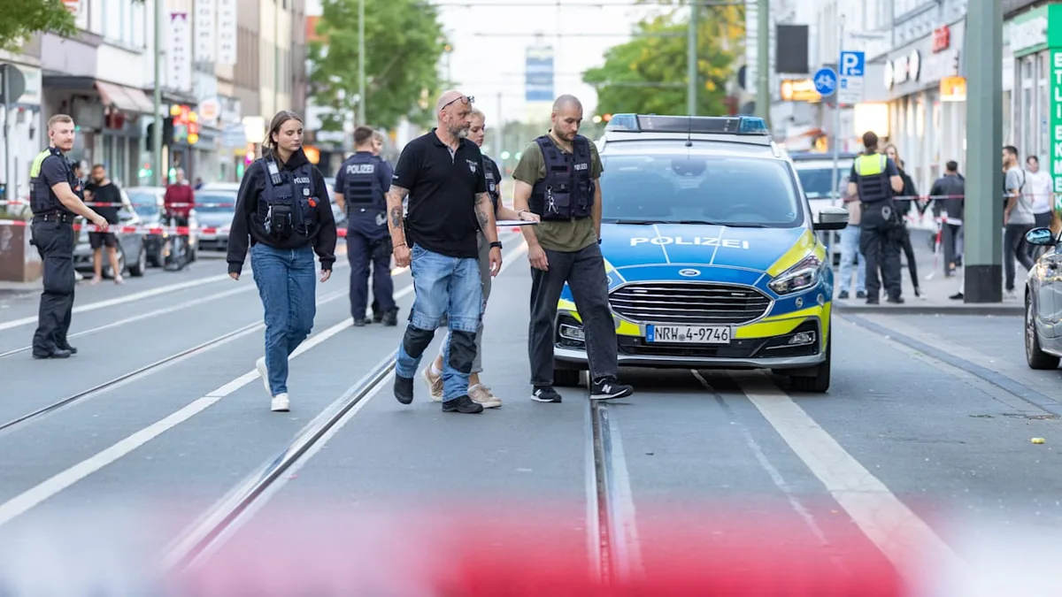 Täter auf der Flucht - Wilde Schießerei mitten in Duisburg