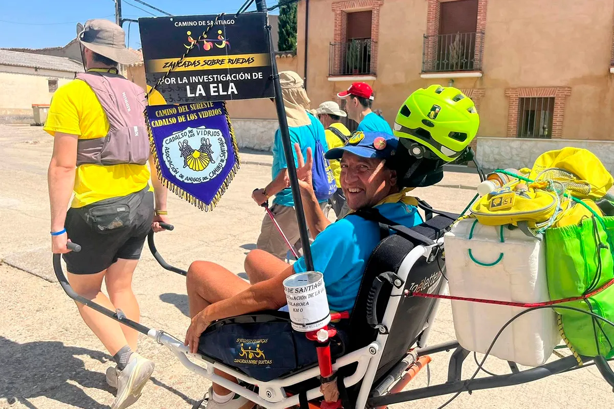 El agradecimiento de Alfonso a quienes le hicieron olvidar la esclerosis múltiple en el Camino de Santiago: "Te das cuenta de que cada paso que des, ahora vale mucho"