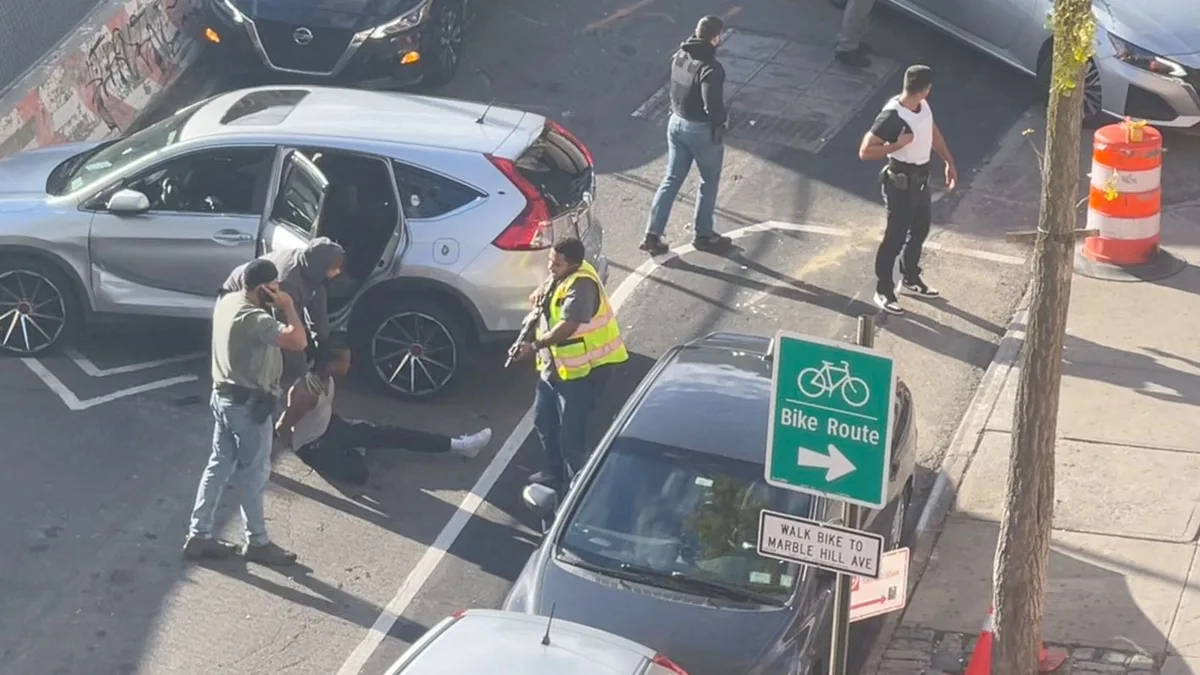 Un hombre resulta herido por los disparos del ICE en Nueva York y Mamdani exige a Trump que cese sus operaciones en la ciudad