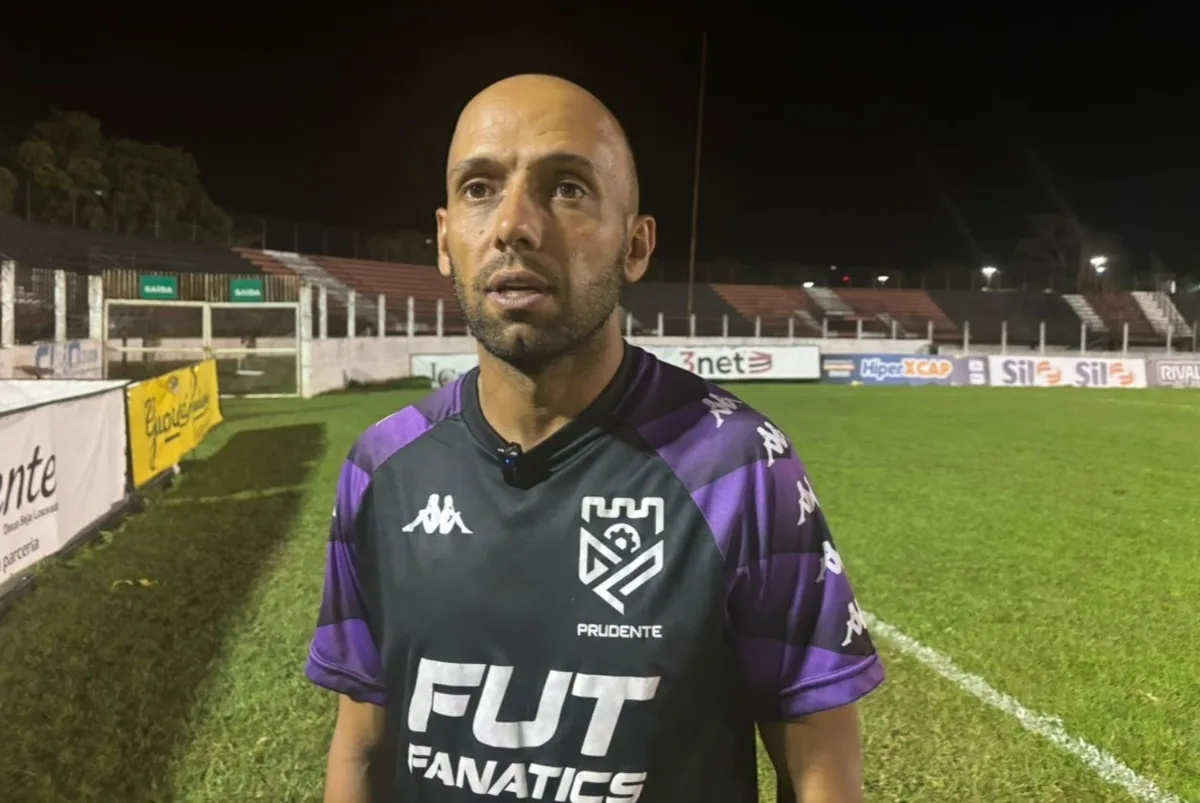Epitácio comenta série de derrotas fora de casa e garante que Grêmio Prudente "vai brigar até o fim"