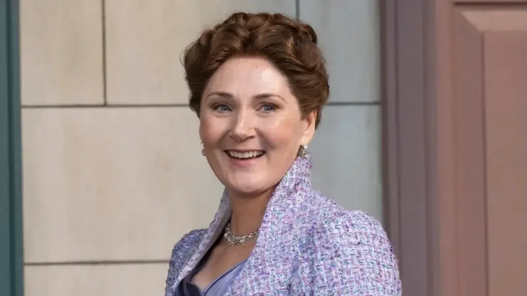 ‘Bridgerton’: Lady Violet vai ganhar série derivada pela Netflix com roteiro de Shonda Rhimes