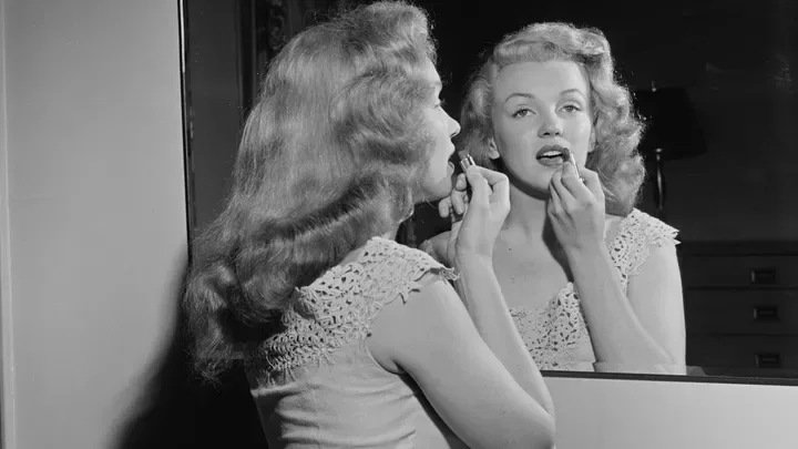 Marilyn Monroe, maquiller sa peine