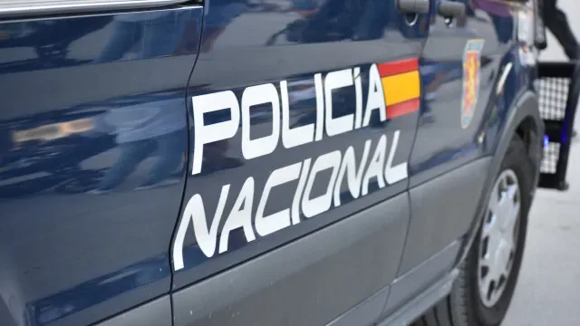 Pai detido por partilhar imagens de filho bebé em sites pornográficos