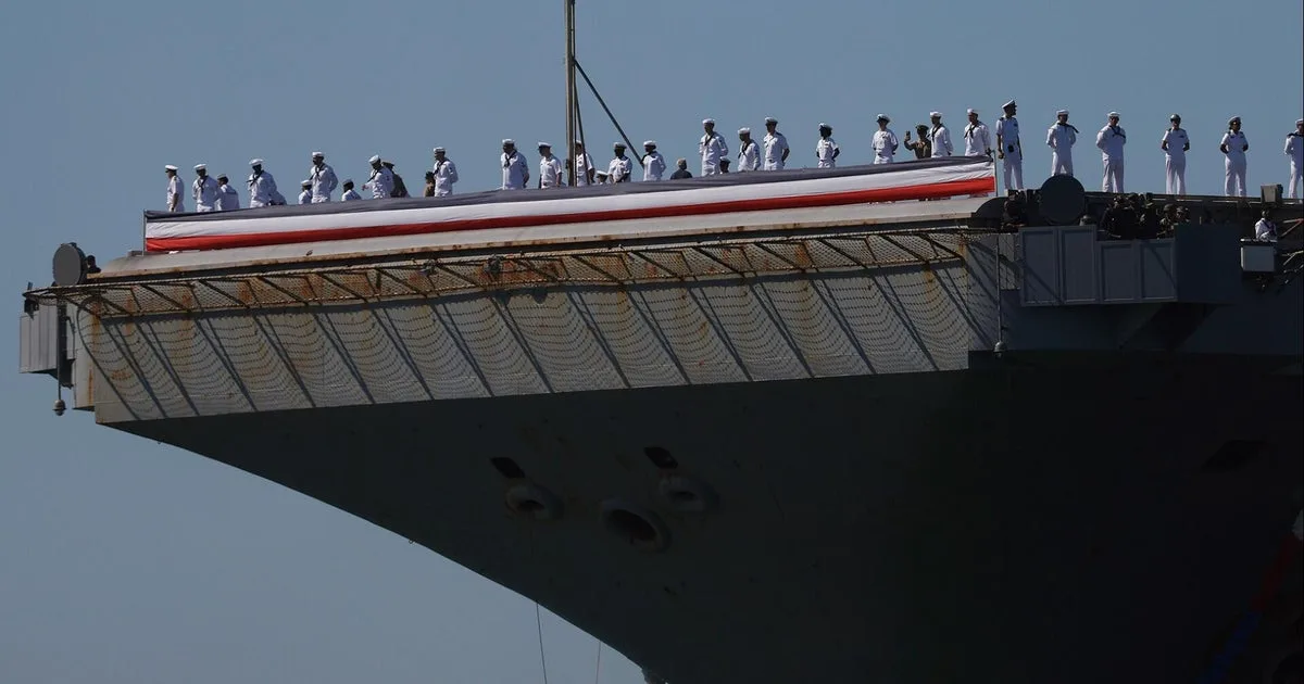 Sailors aboard USS Lincoln reunite with loved ones after months at sea