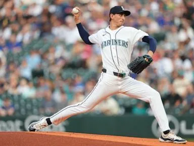 Raleigh continues homer barrage, Kirby fans 9 as Mariners beat Phillies 4-1