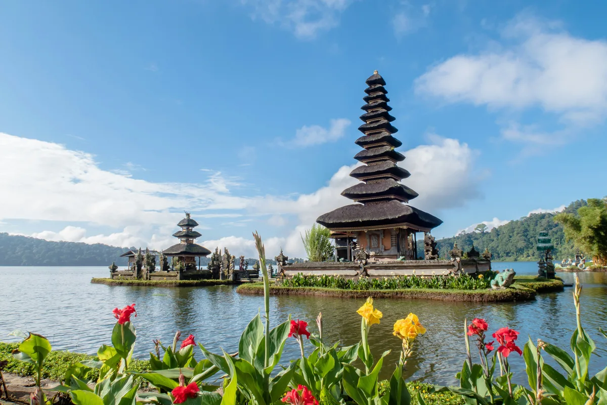 Brasileira é presa em Bali por transportar cocaína no xampu