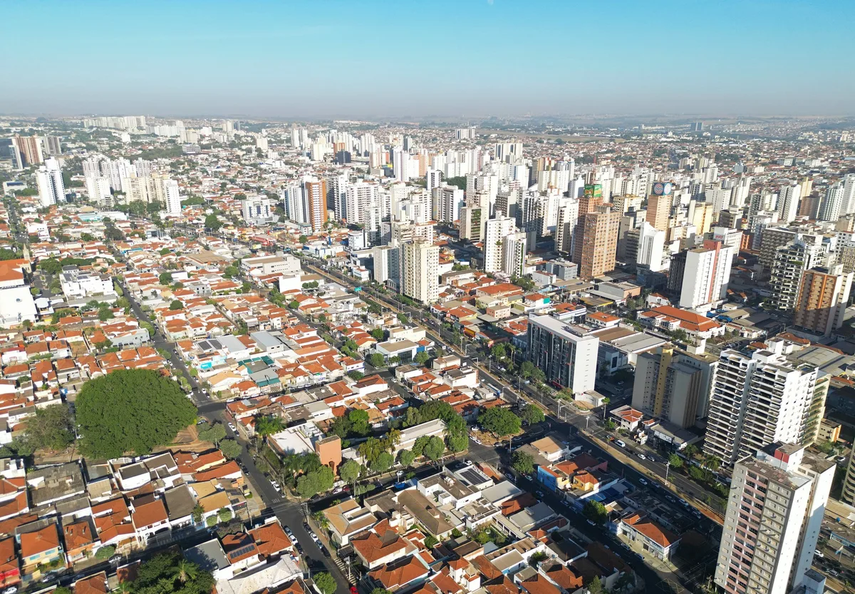 Feriado de Nossa Senhora de Aparecida: confira o que abre e o que fecha em Rio Preto e Araçatuba