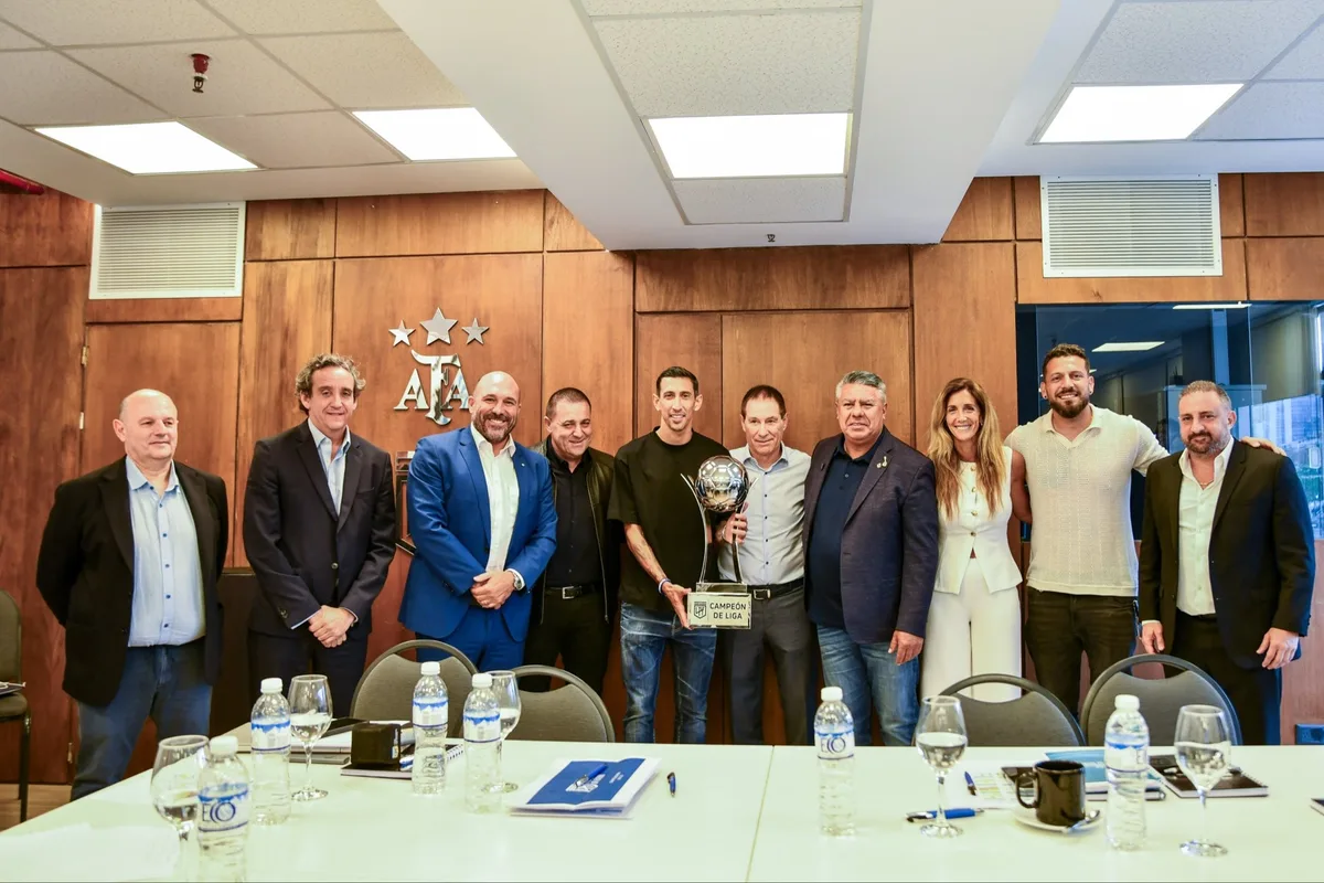 Caliente recta final por la Tabla Anual, uno más entre tantos títulos que reparte la AFA