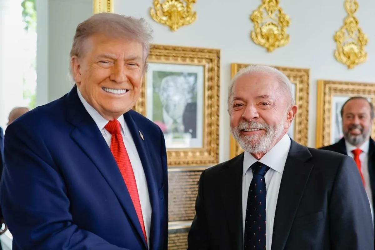 Trump diz a Lula que EUA não vão se envolver nas eleições no Brasil