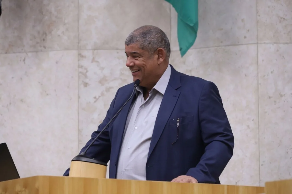 Bandidos levam HD, mas deixam R$ 19 mil em escritório de Milton Leite