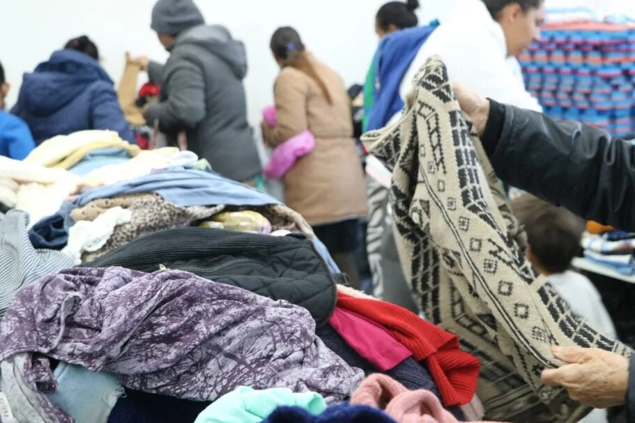 Campanha do Agasalho encerra com arrecadação recorde de mais de 404 mil peças