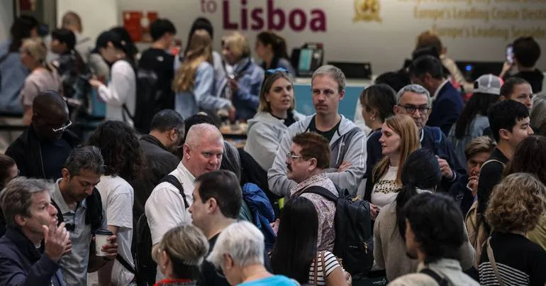 Passageiros nos aeroportos sobem para 7,7 milhões em julho