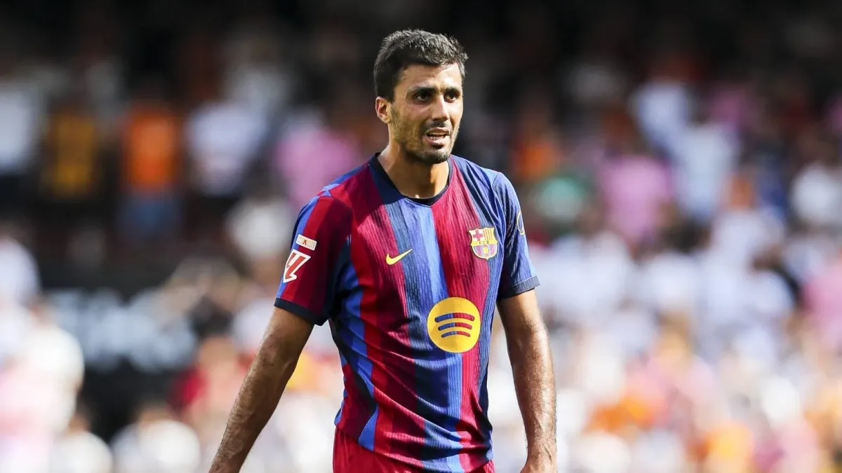 ‘Dizem que eu e Rodri não funcionamos’: Meia usa vitória do Barcelona para contrariar análises